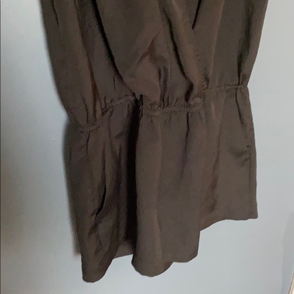 Like New BCBGMaxAzria Romper - XXS - Picture 3 of 6